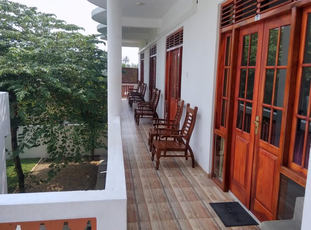 מיריסה Sounds Of Nature Mini Hotel מראה חיצוני תמונה