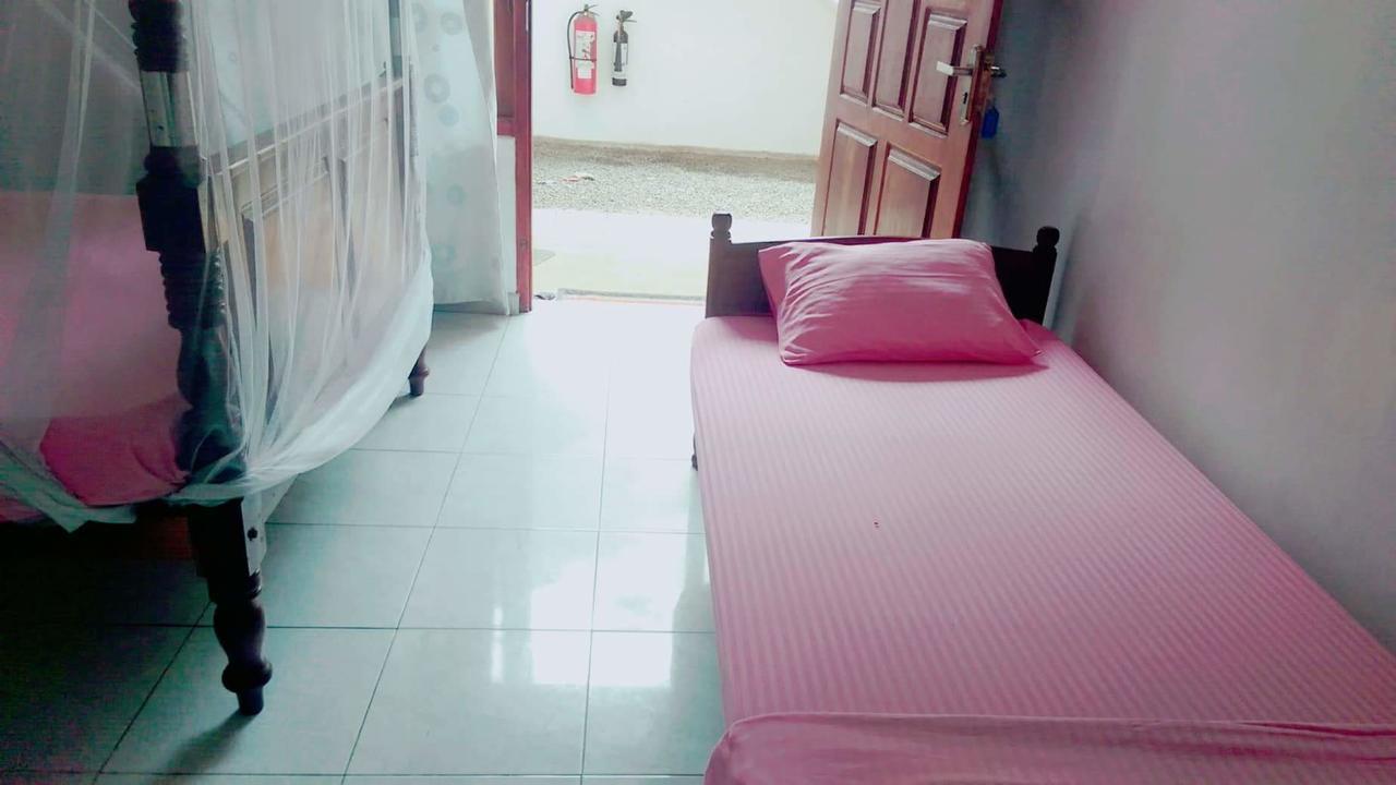 מיריסה Sounds Of Nature Mini Hotel מראה חיצוני תמונה