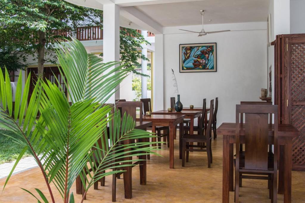 מיריסה Sounds Of Nature Mini Hotel מראה חיצוני תמונה
